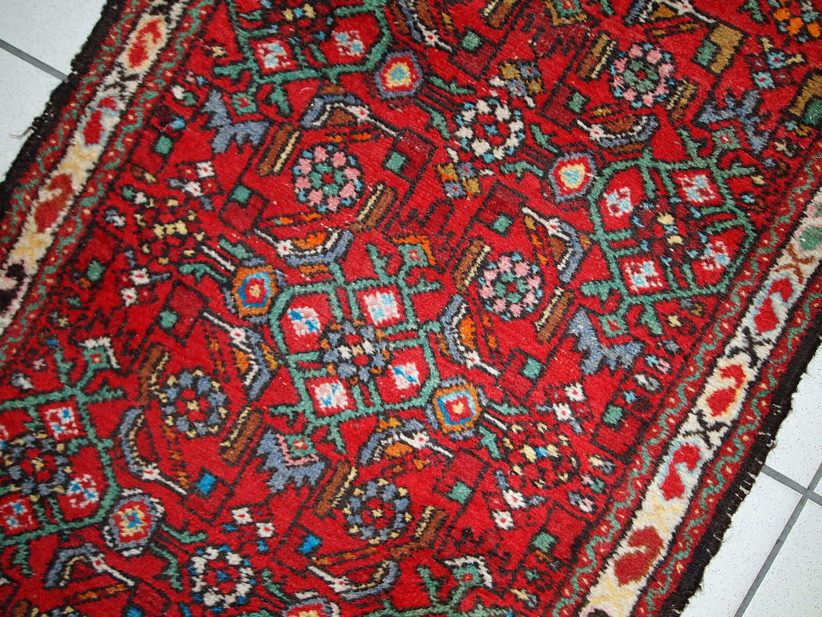 Vintage Persian Hamadaan done hand 78cm x 193cm carpet 1970 s