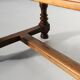 Table à manger française en chêne du XVIIIe siècle