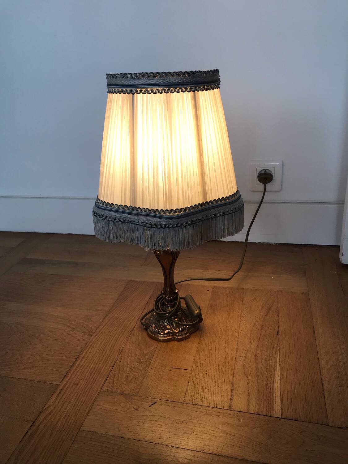 Pair of genuine bronze bedside lamps