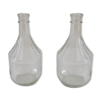 Set of 2 vintage bottles