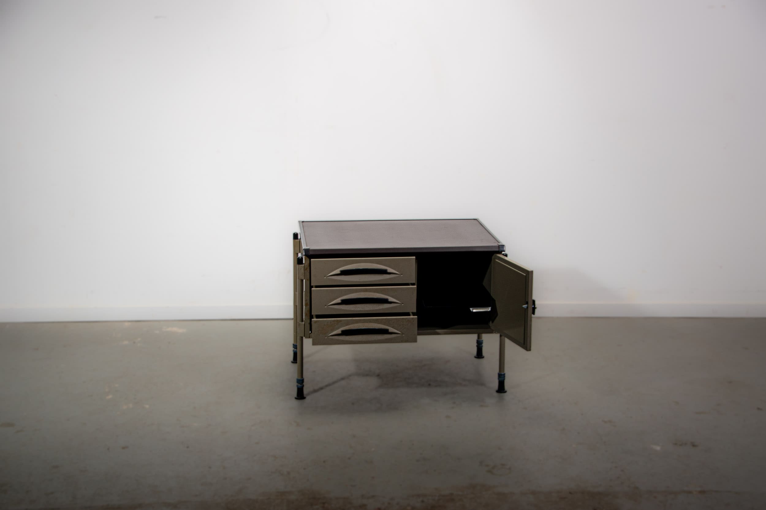 Spazio series storage cabinet by Studio BBPR for Olivetti. Circa 1960