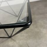 Table basse pyramidale en fil d'acier et verre dans le goût de Piva