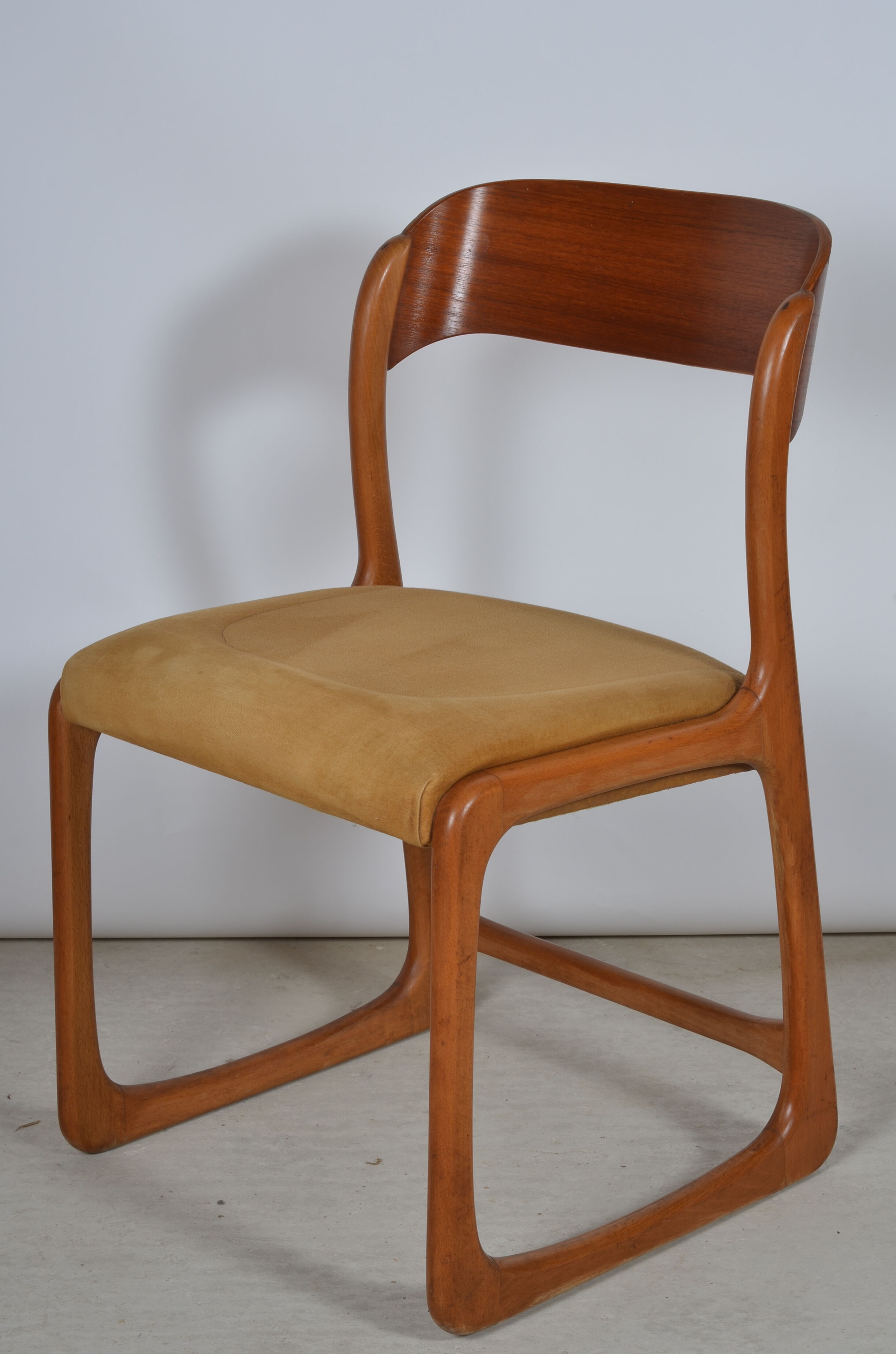 Chair drag Baumann