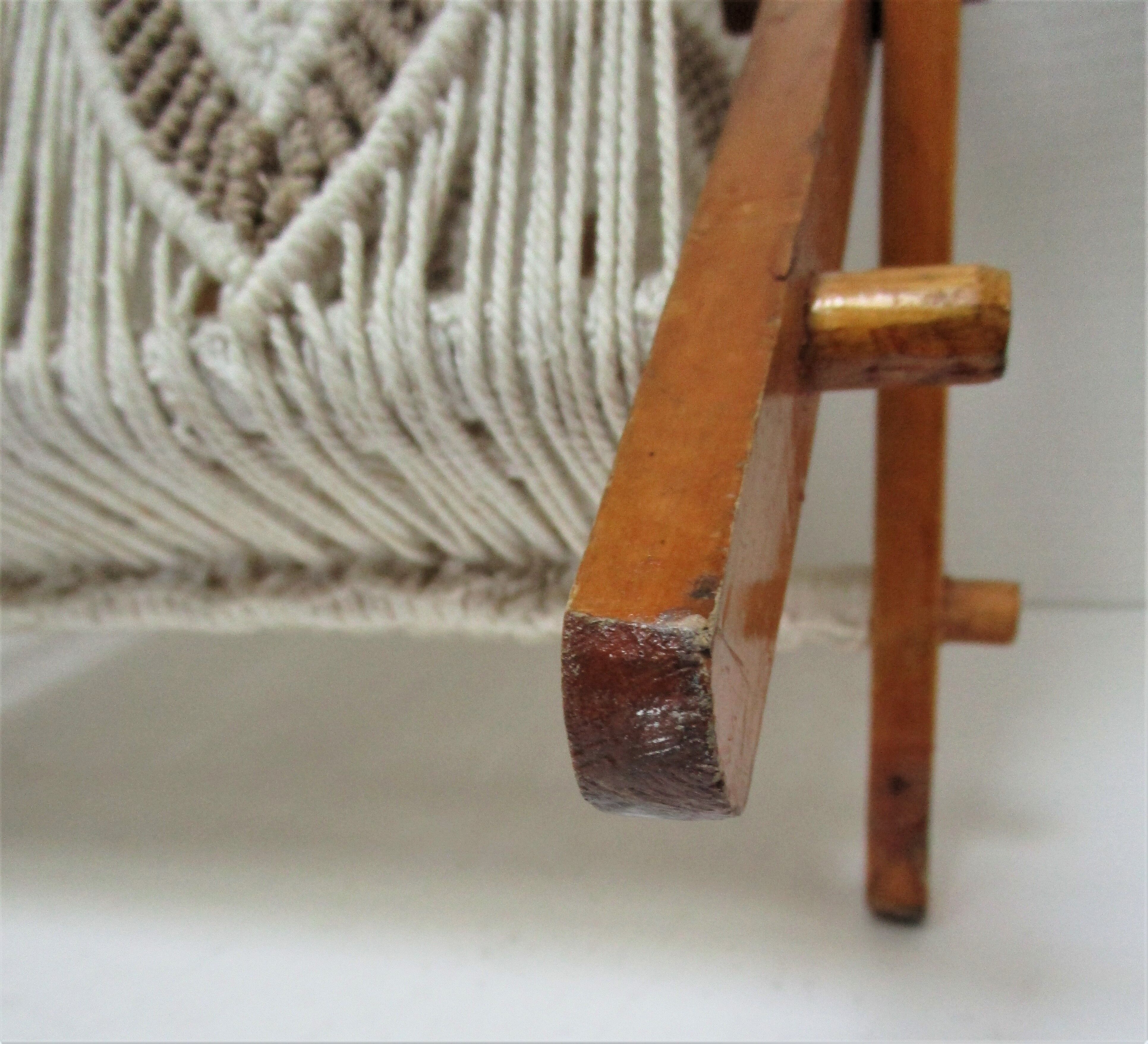 Magazine holder macramé cotton and vintage wood 70s