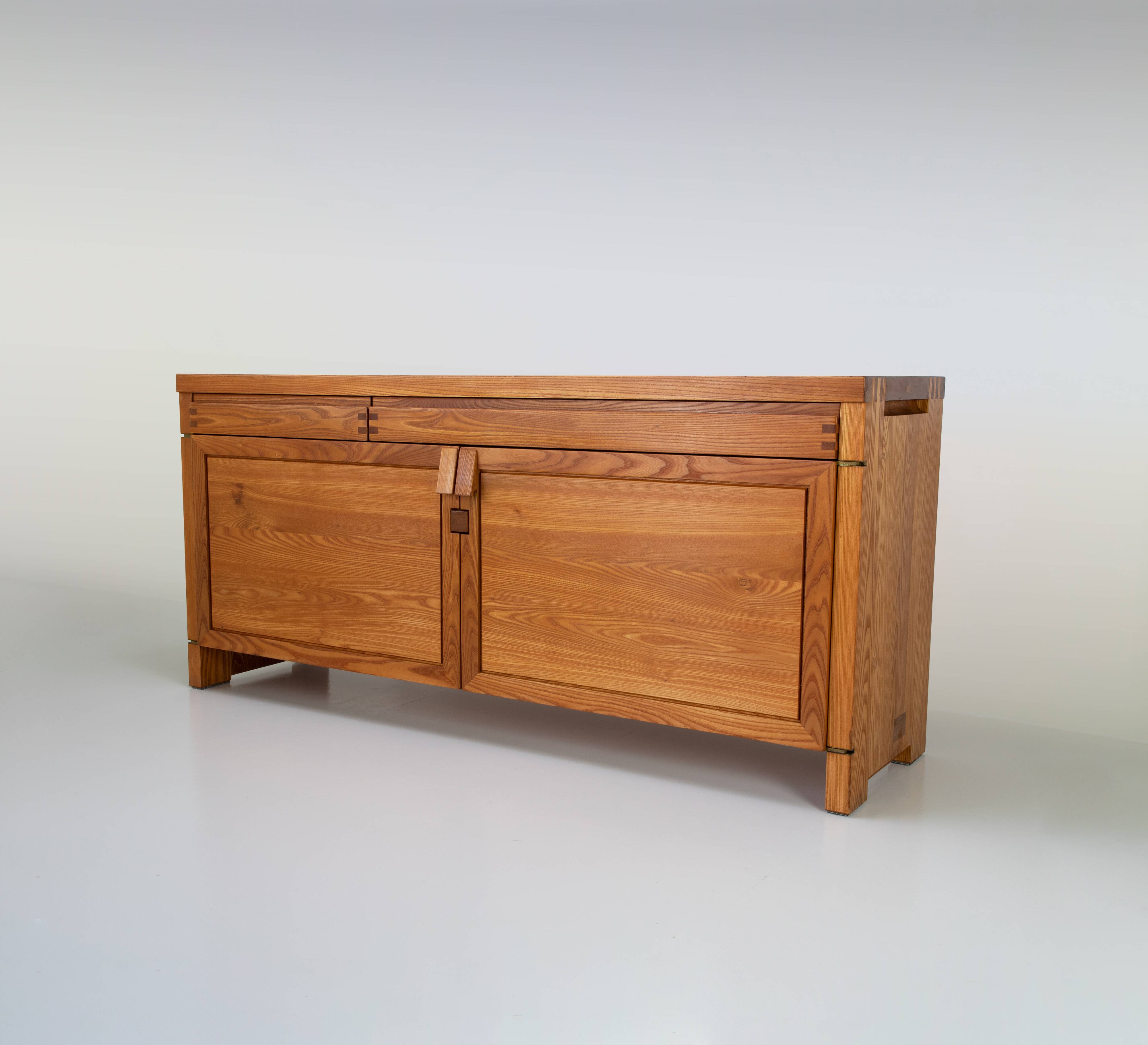Pierre Chapo – R08 Sideboard