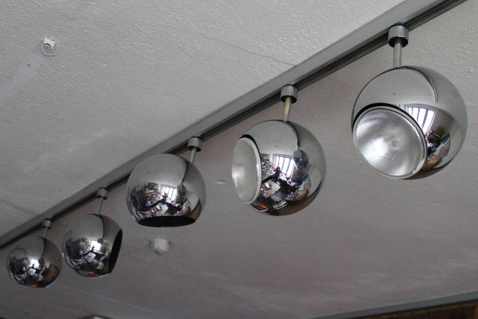 5 chrome spotlights lights Staff seventies ramp