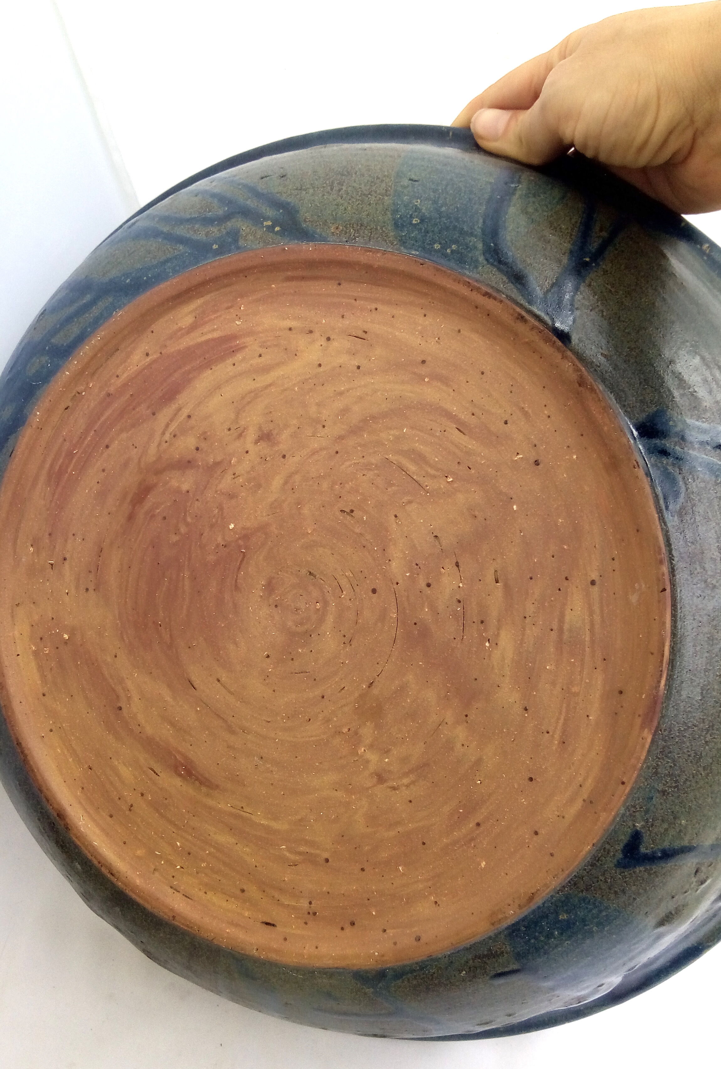 Xxl dish in nocturnal blue and black sandstone