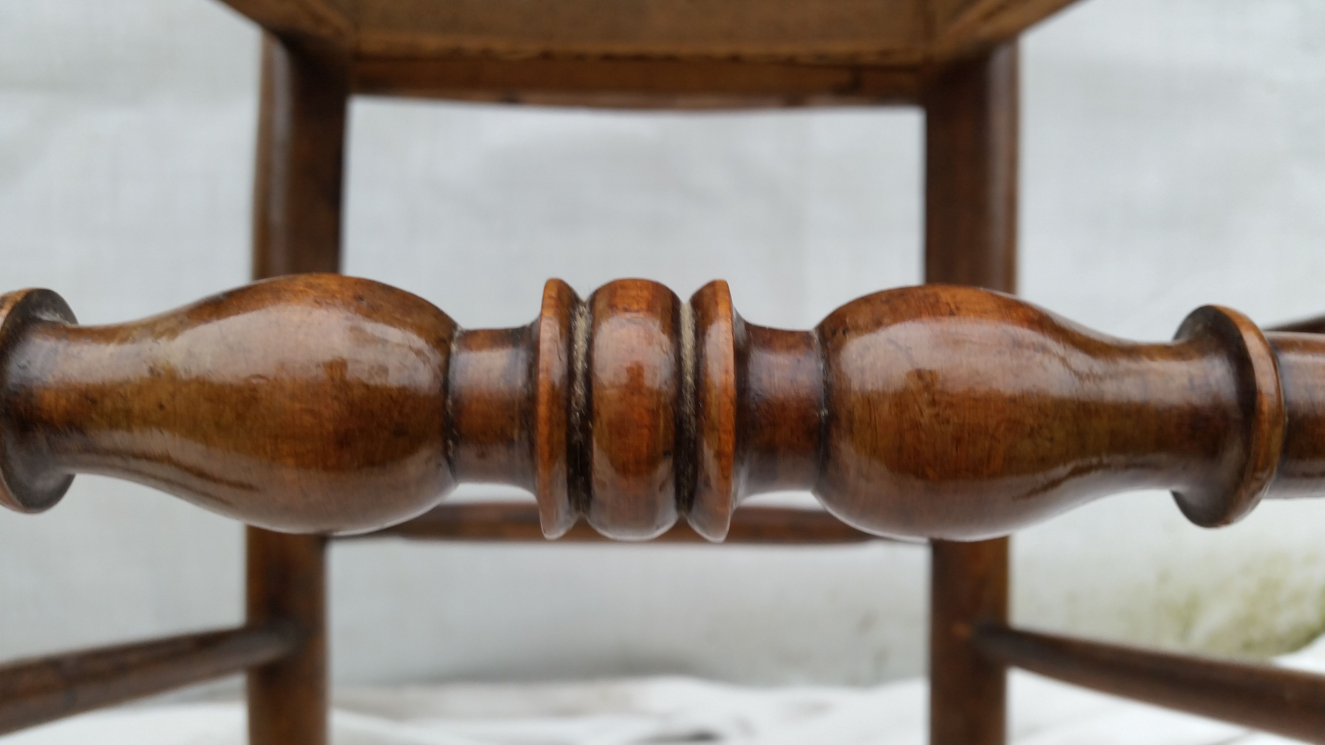 Pair of 2 old cane chairs