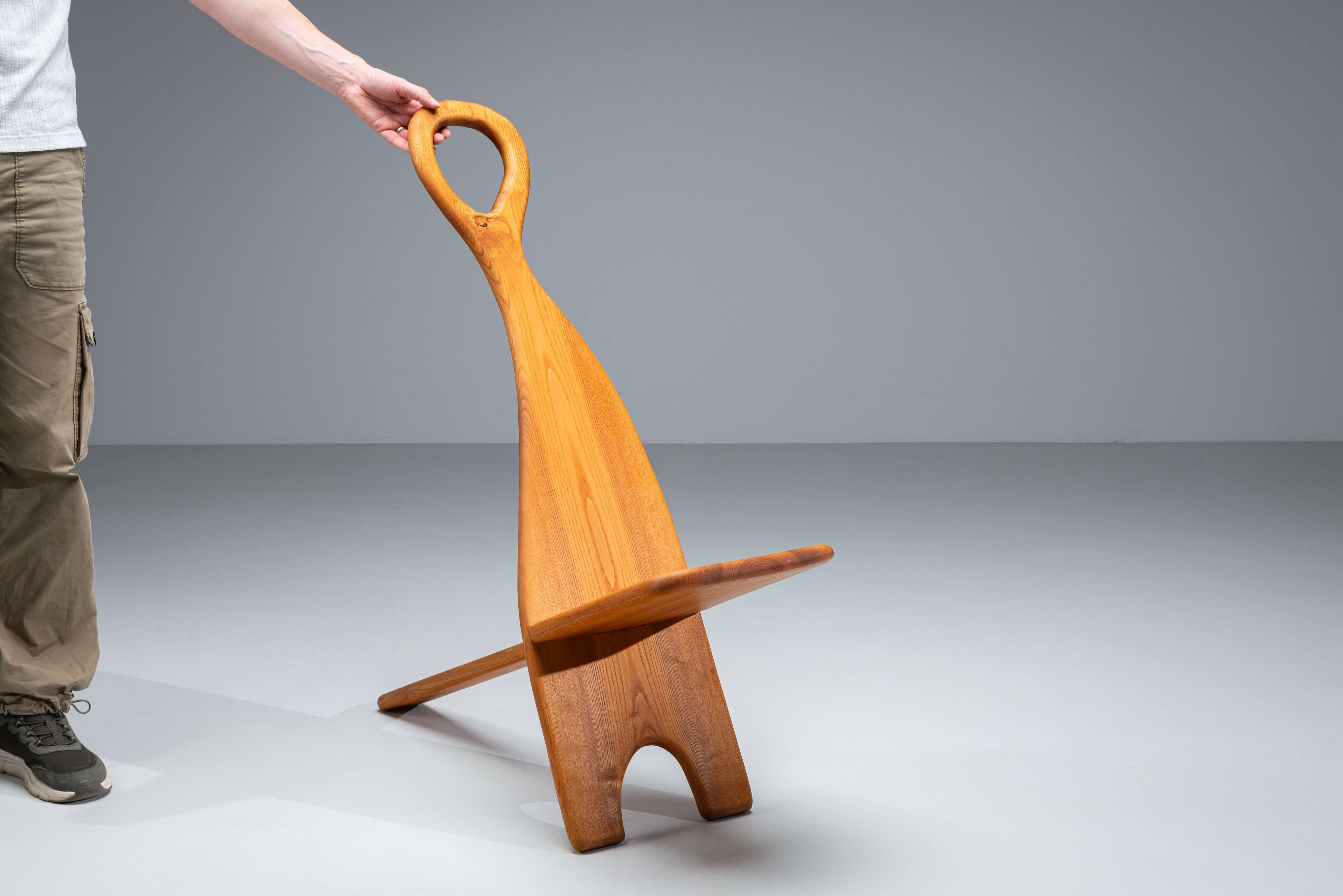 Slender highback chair