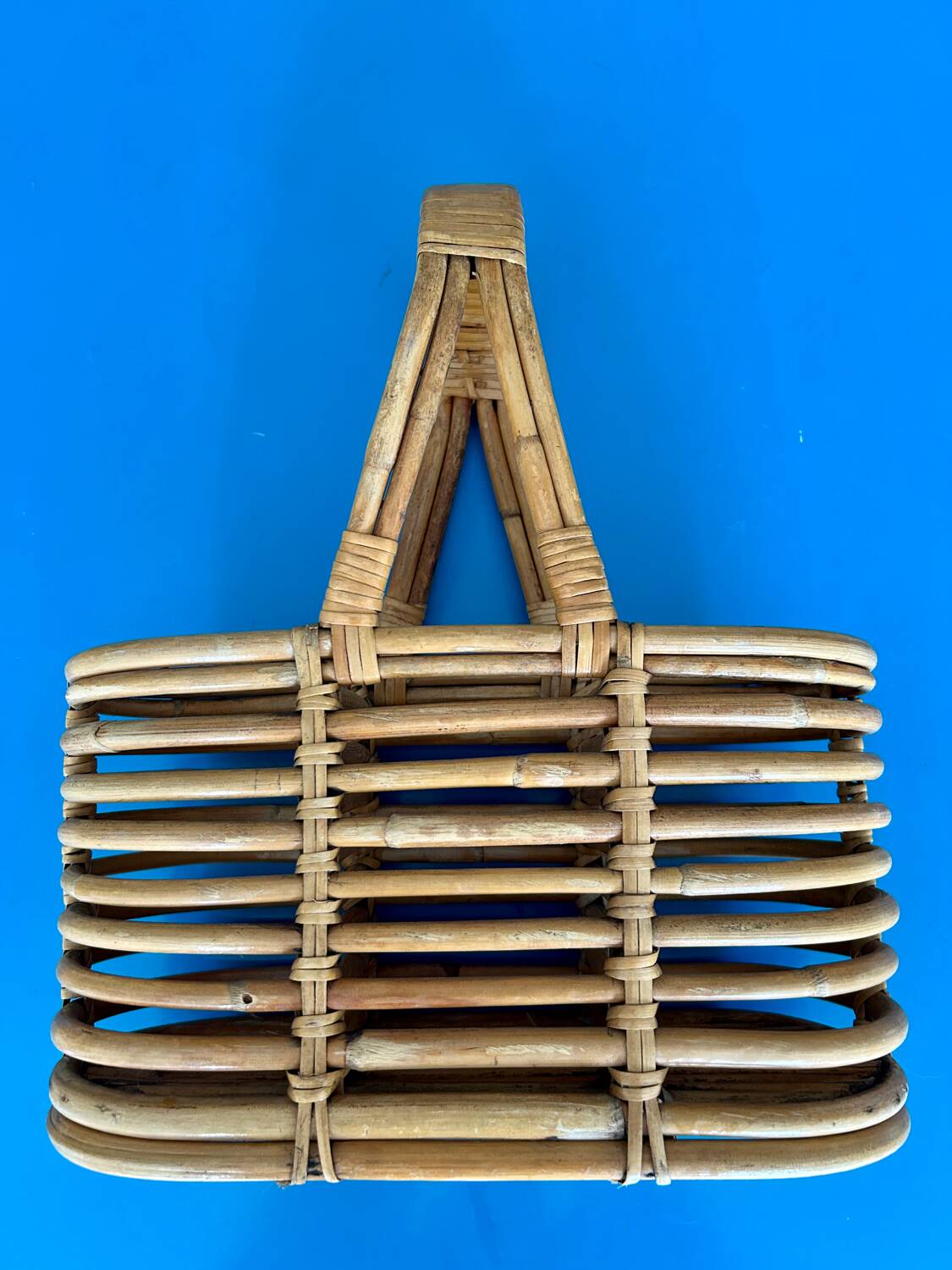 Porte bouteille rotin