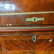 Bureau à cylindre Louis XV marqueterie bronze