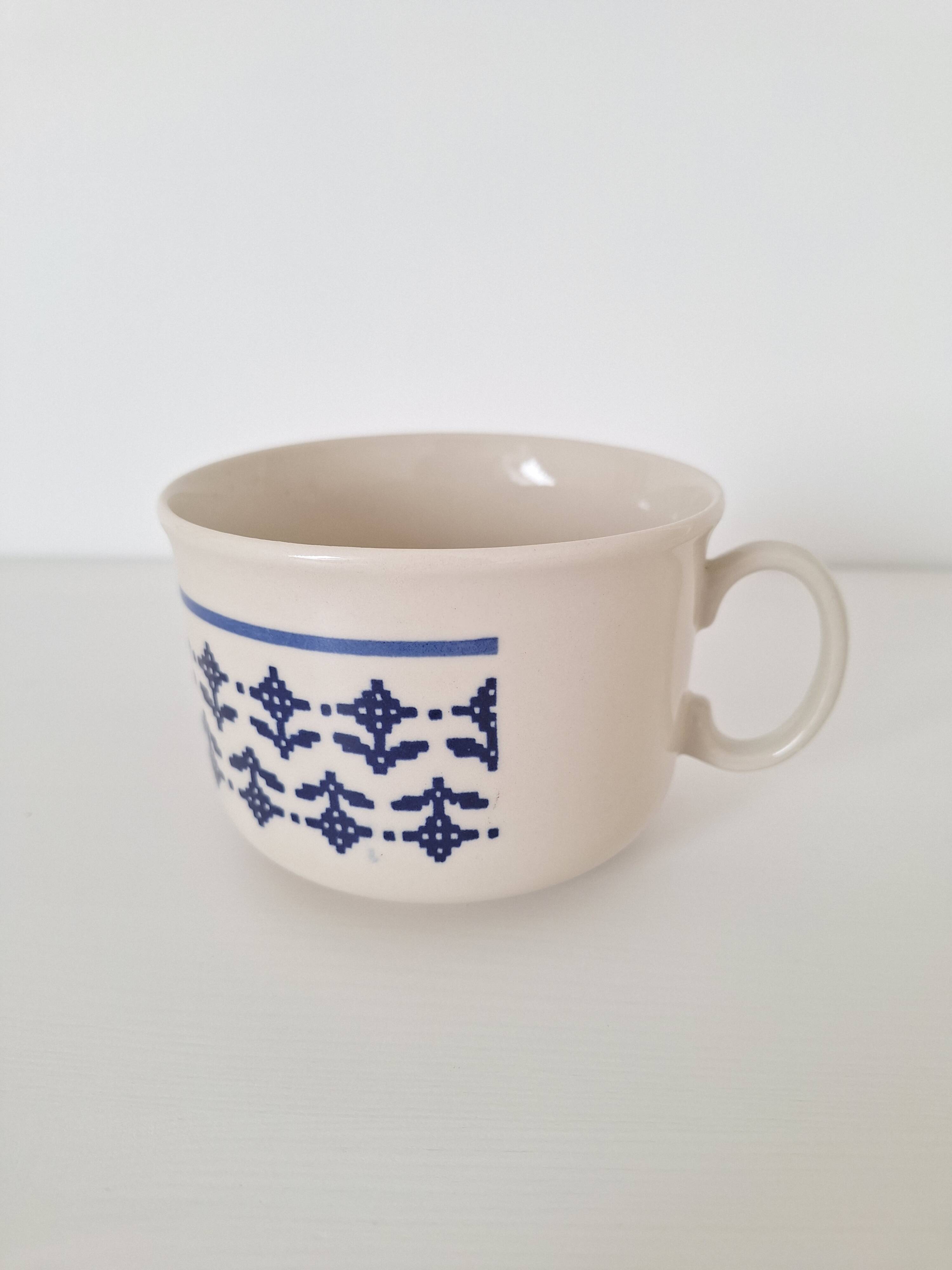 Mugs / Just Mugs Blue English mugs from the 90s