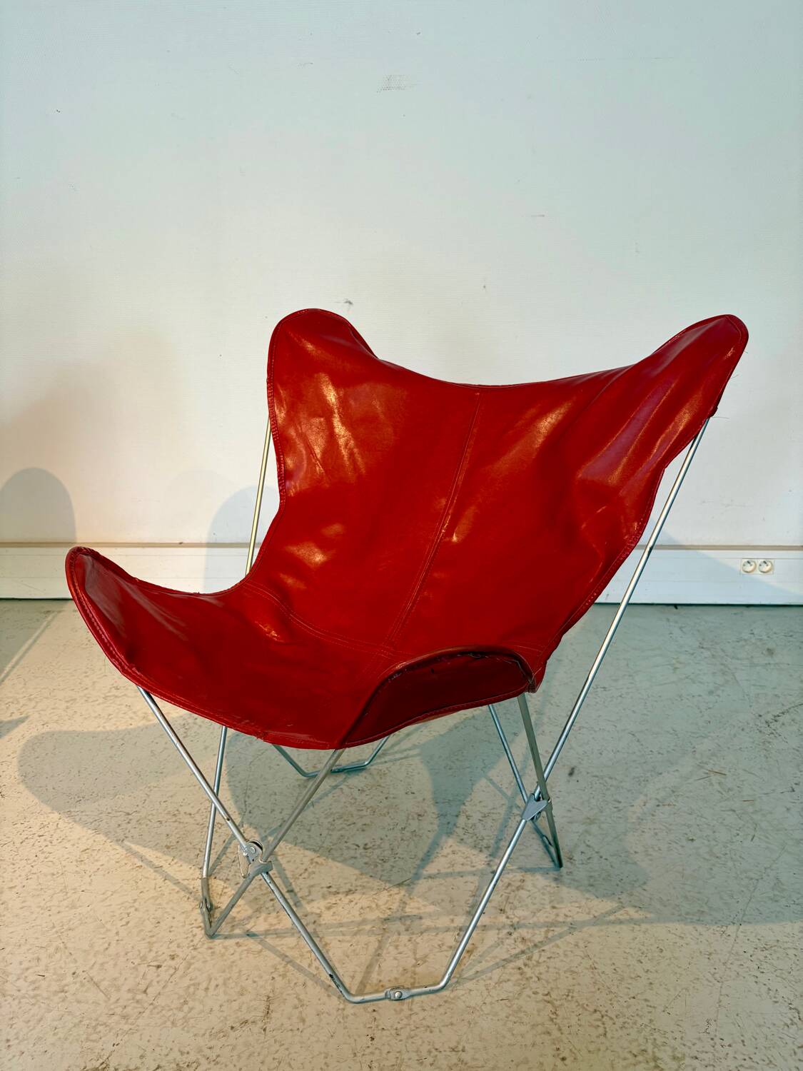 Vintage leather butterfly chairs – 1970s – metal frame – st