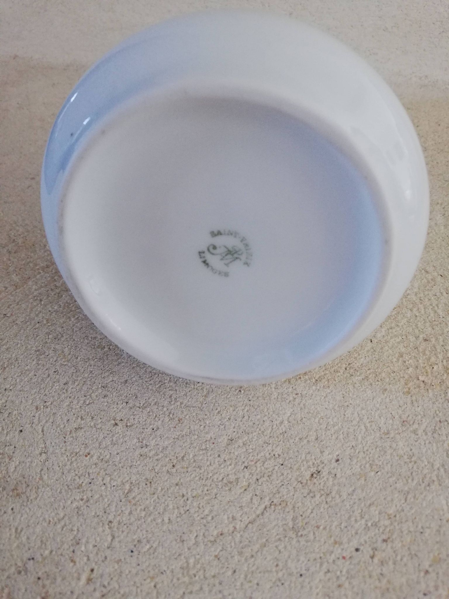 Aiguière en porcelaine de Limoges