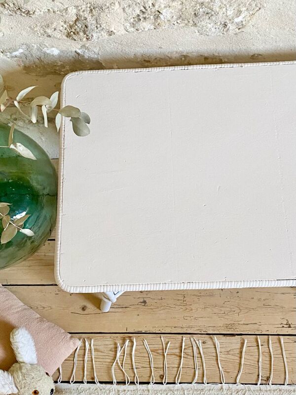 Petite table  rotin blanc