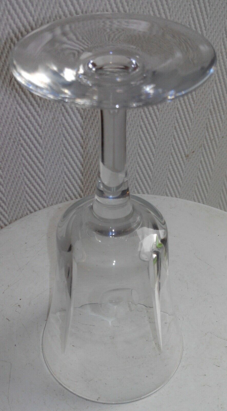 Old wine glass in baccarat crystal model art deco ht 14,5 cm
