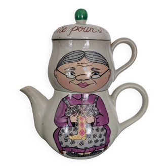 Teapot tea for grandma