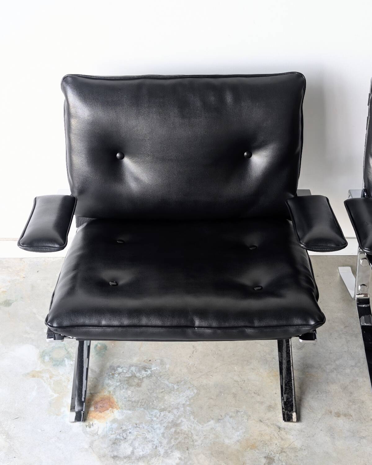 2 vintage Joker armchairs, Olivier Mourgue edition Airborne, 1960s 1970s