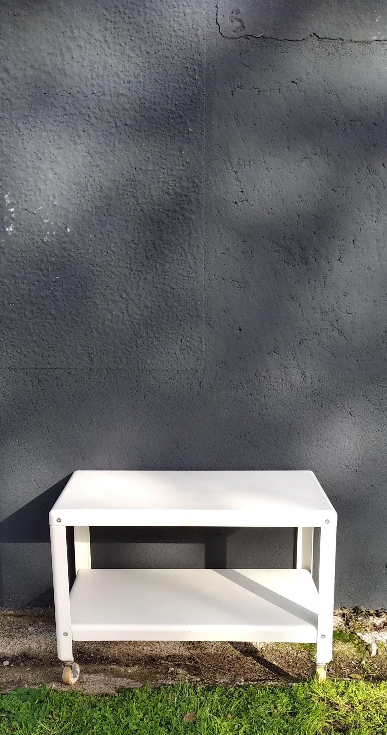 White coffee table Ola Wihlborg