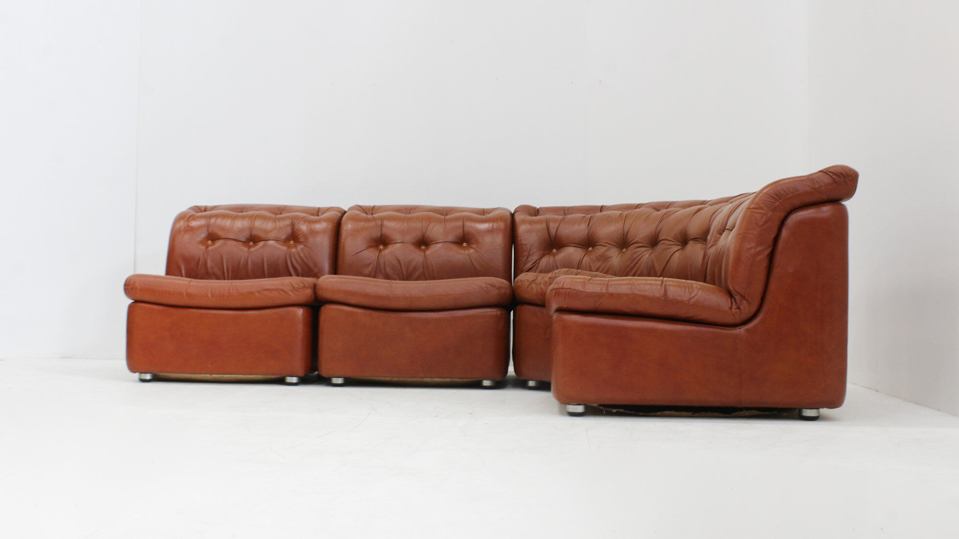 Vintage Italian curved modular sofa 1970s, set of 4