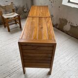 Regain dresser office row