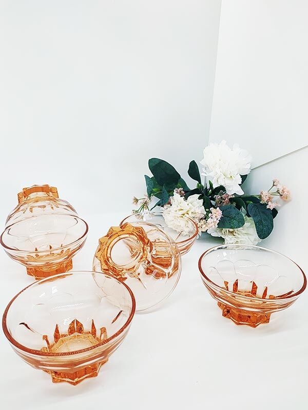 Lot of 6 glasses of pink champagne of 70 years