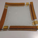Empty glass pocket
