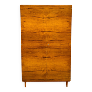 Garde-robe par UP Závody,