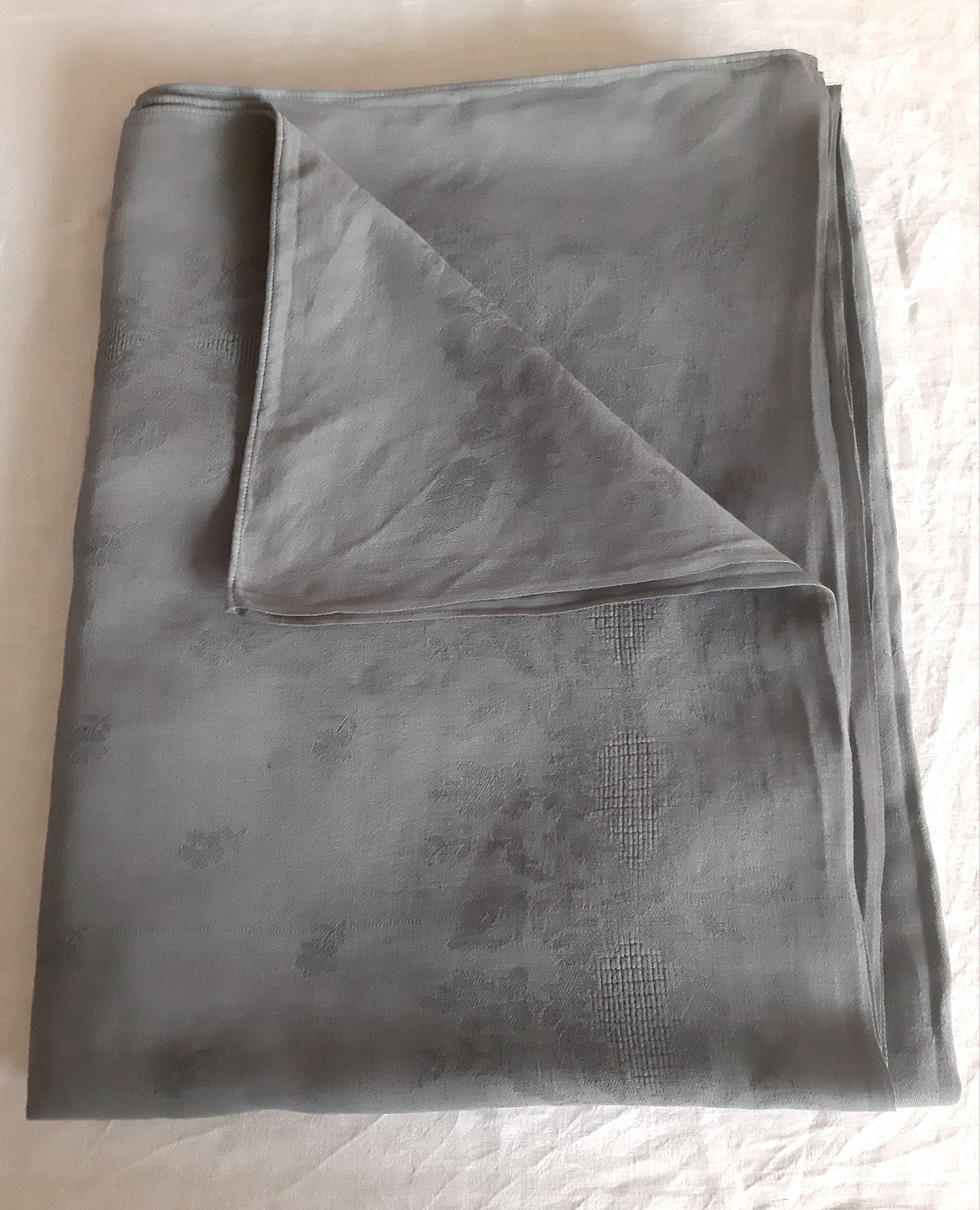 Damask linen tablecloth