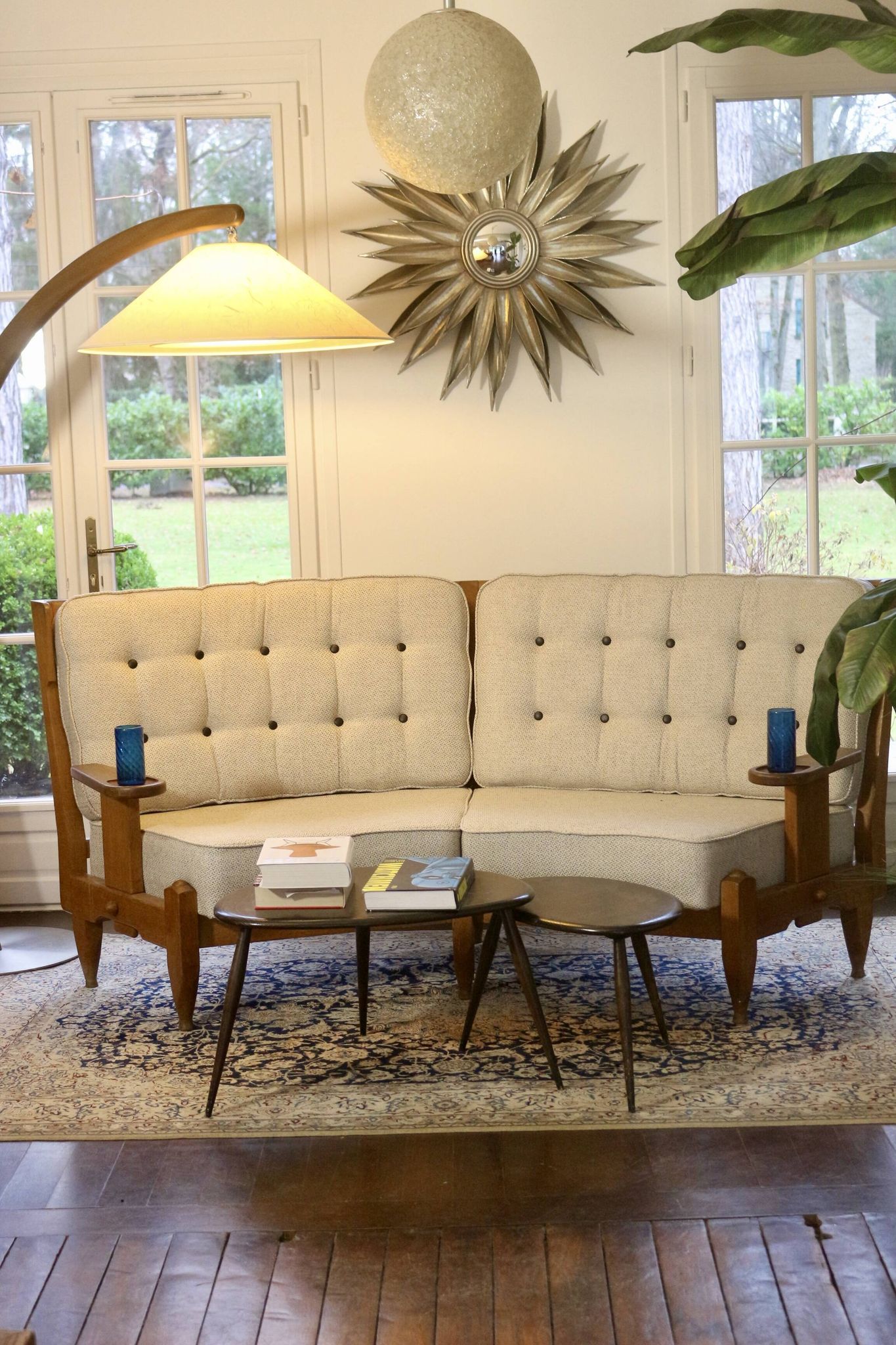 “Véronique” sofa, by Guillerme and Chambron, 1970s Vos Maison edition. Ref Veronica