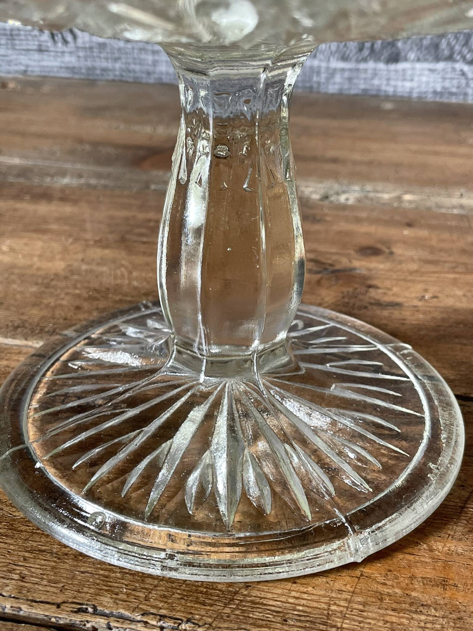 Molded glass fruit bowl