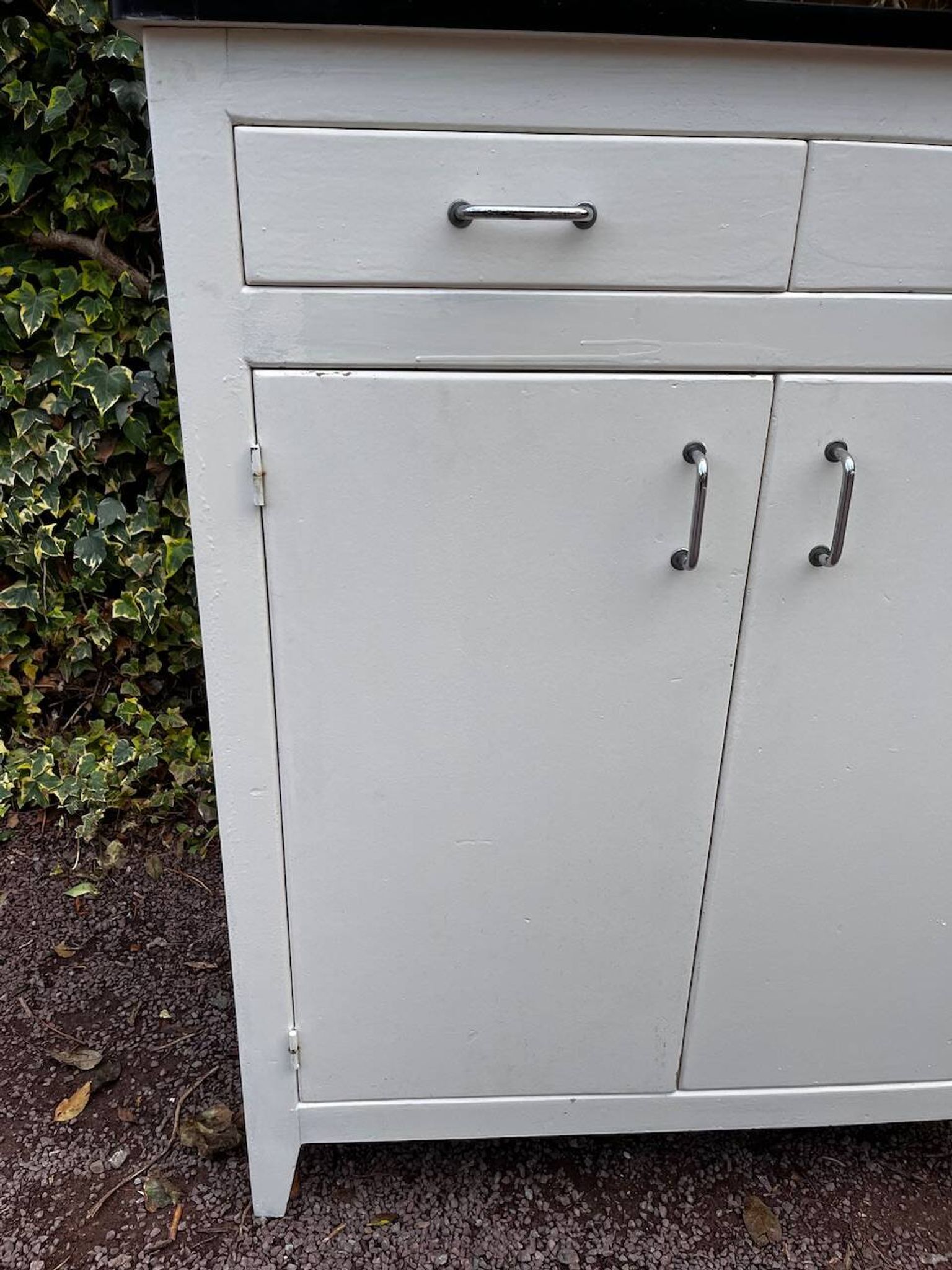 Buffet blanc vintage 2 portes et 2 tiroirs