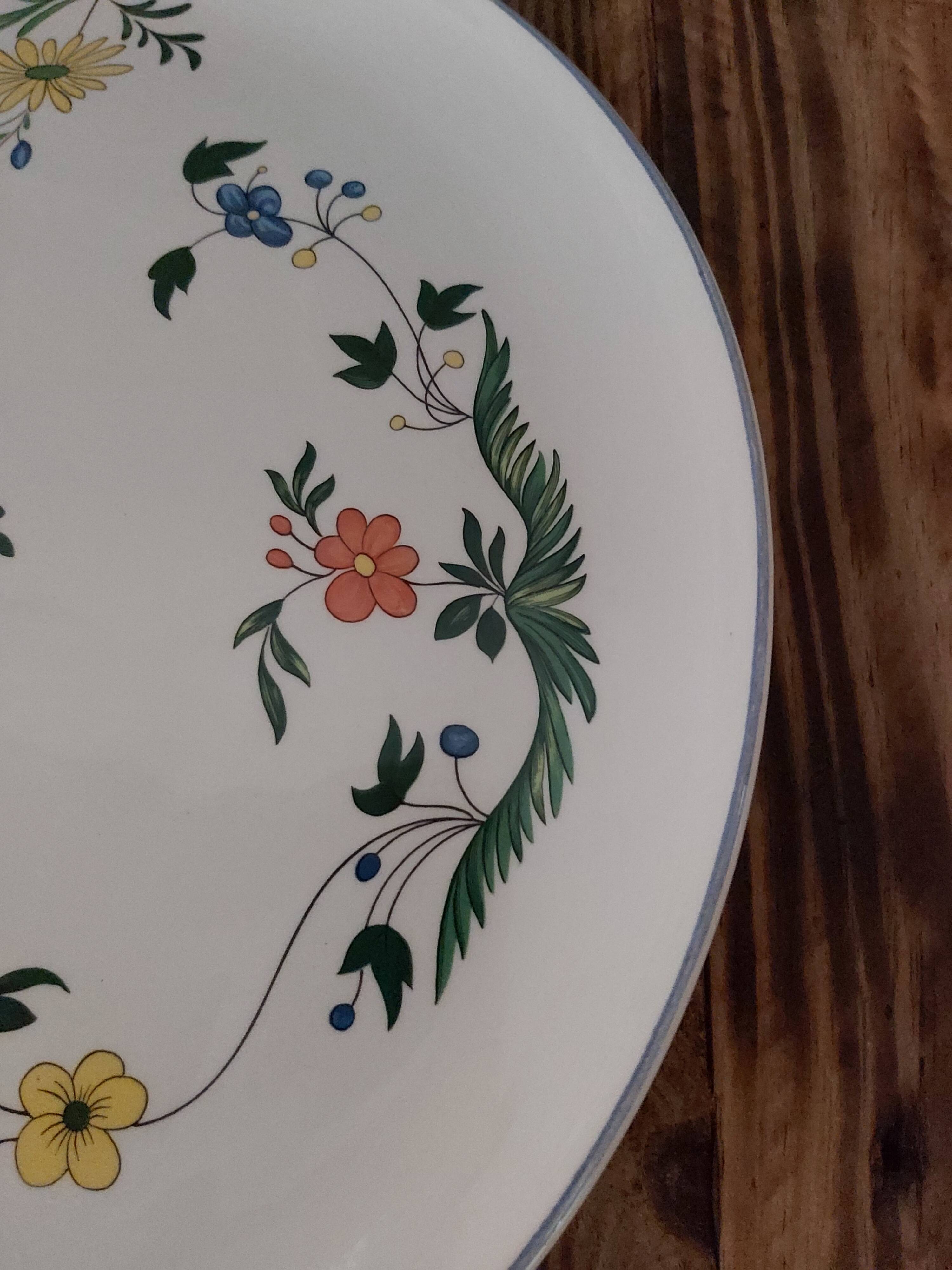 Faience dish from Gien Birds of Paradise