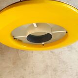 Yellow Pendant Hat Lamp de Hans Agne Jakobsson, Markaryd Sweden