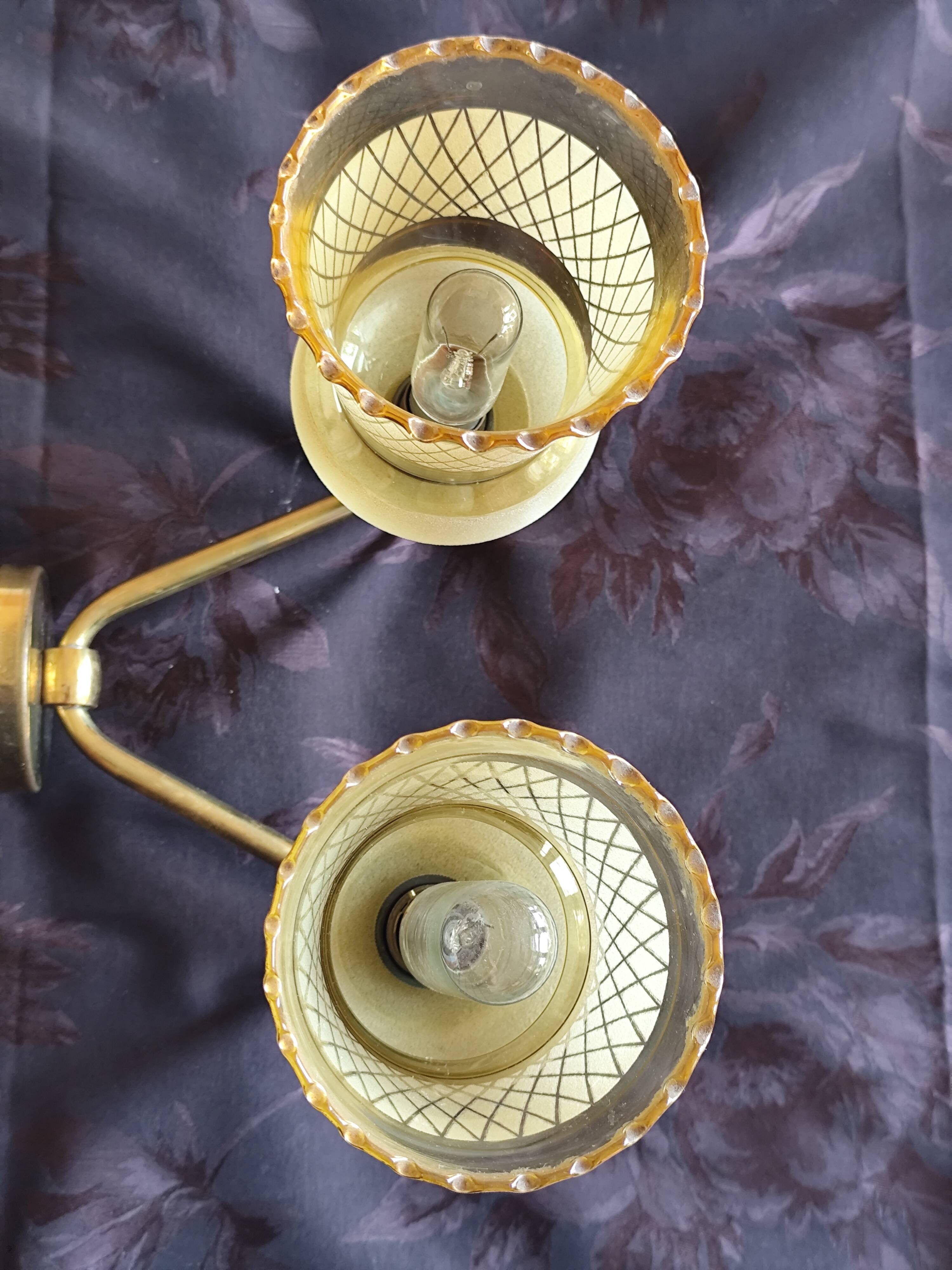 Vintage 50s wall light, 2 light arms, metal, brass and opaque glass tulip