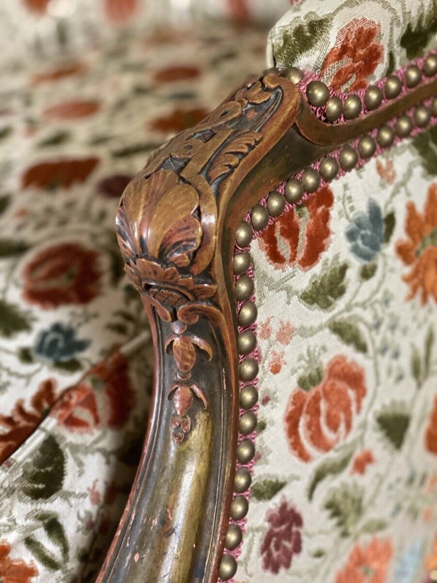 Regency style armchair in gilded wood