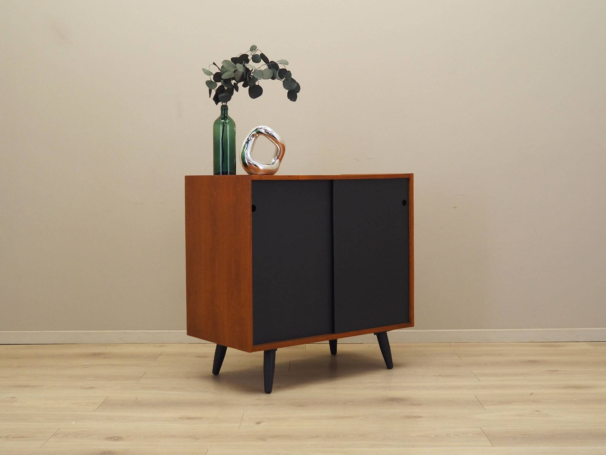 Armoire en teck, design danois, années 1960, fabriquée au Danemark