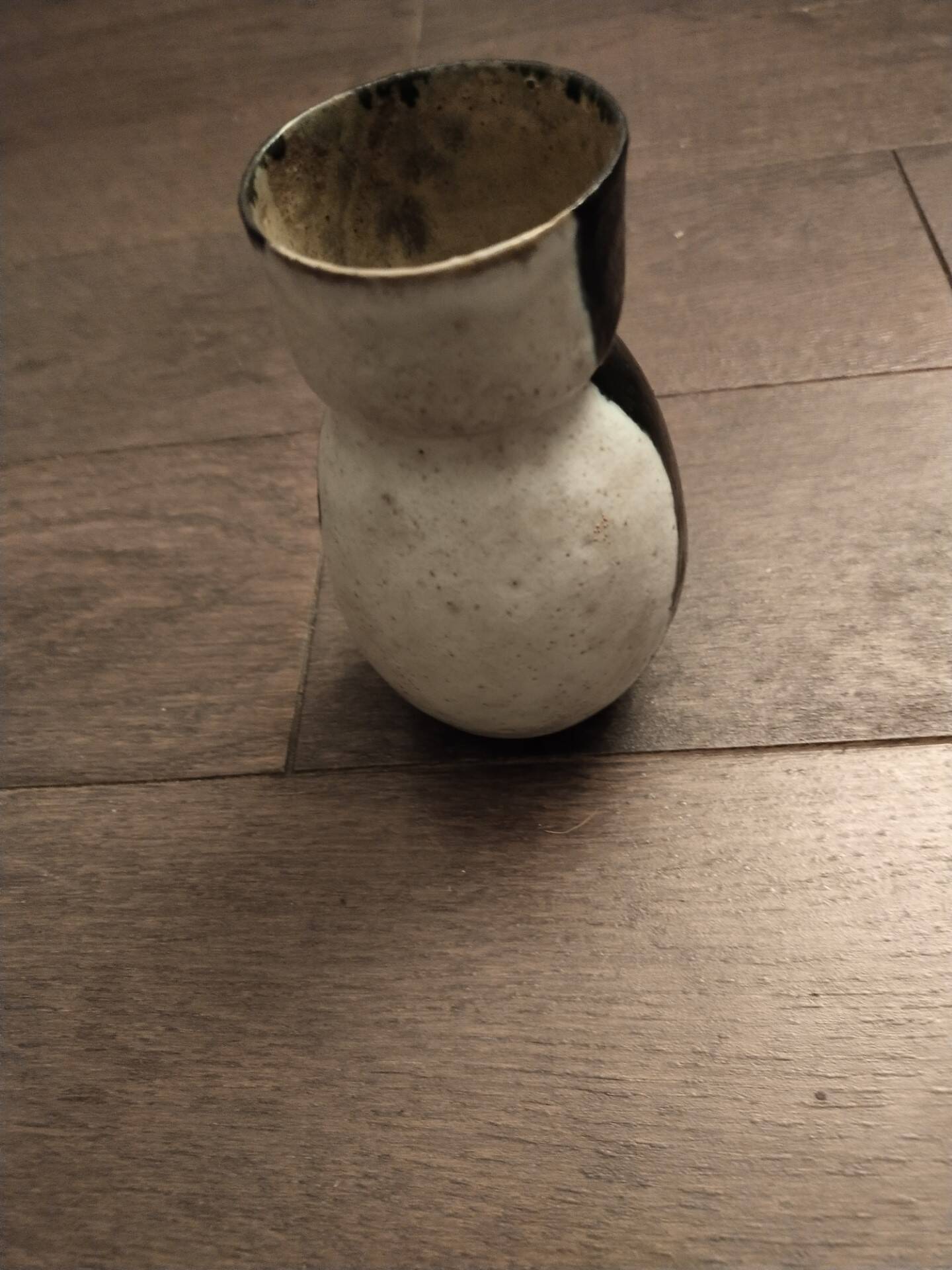 Vase by ceramist Claire Debril