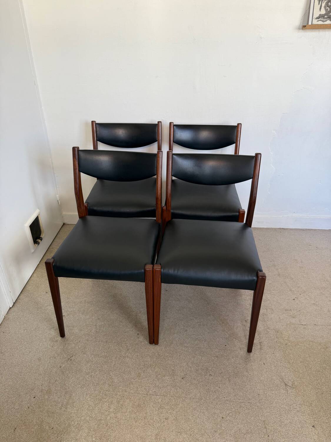 Lot de 4 chaises vintage scandinaves