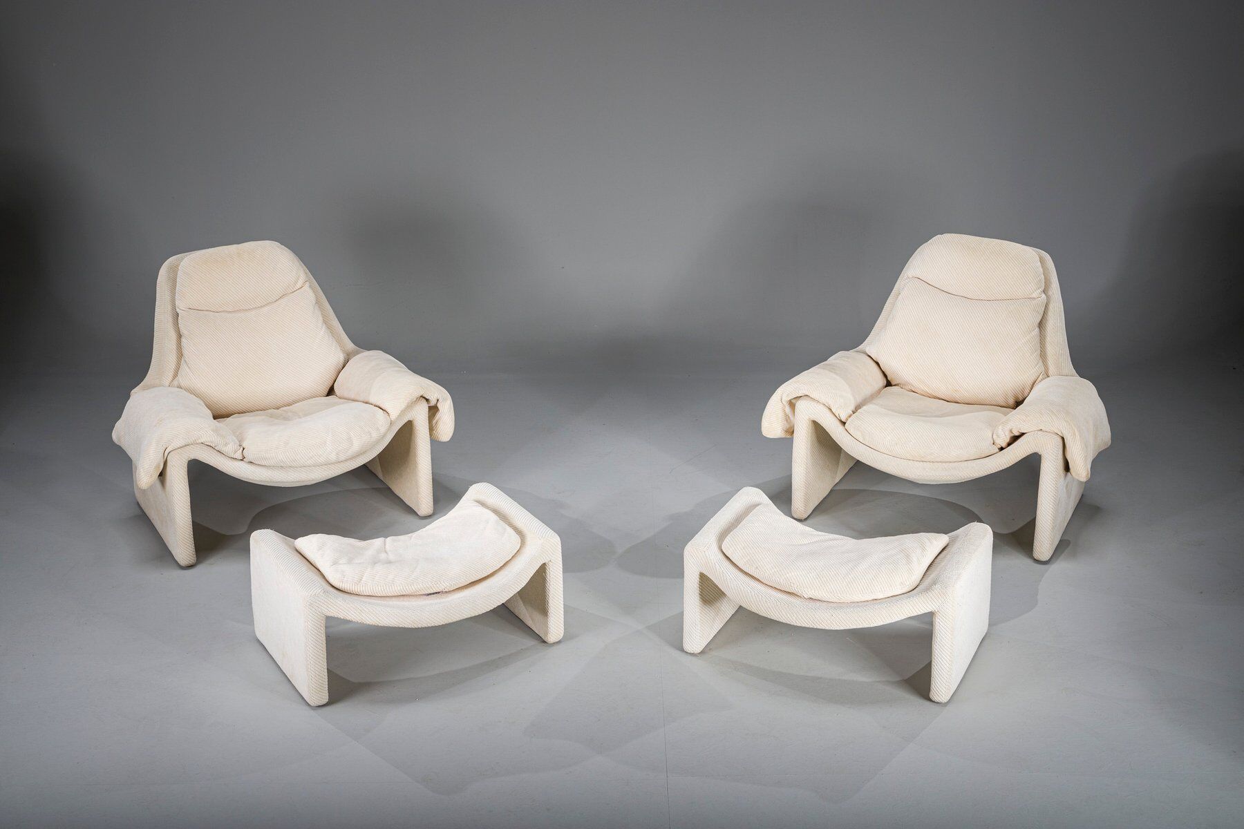 P60 chairs and ottomans by Vittorio Introini for Saporiti, 1960s, set of 4