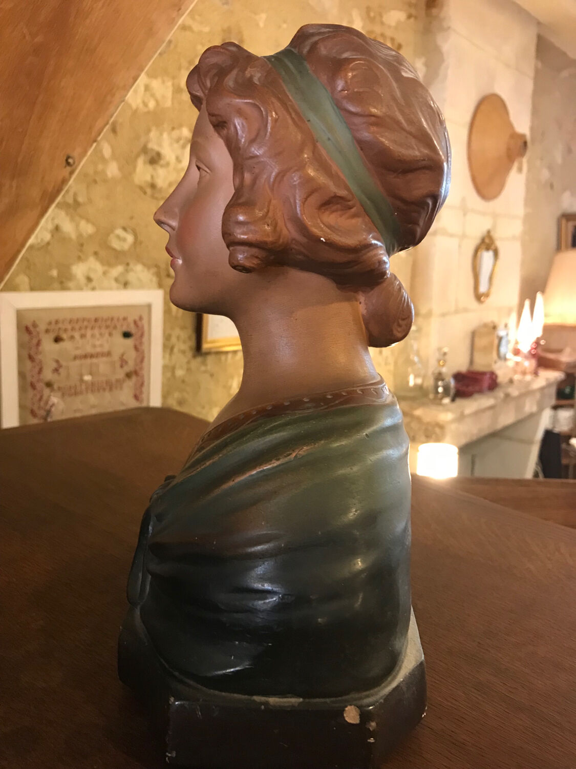 Bust woman plaster