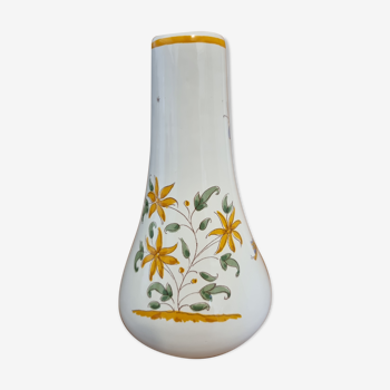 Vase soliflore en faience décor vieux Moustiers