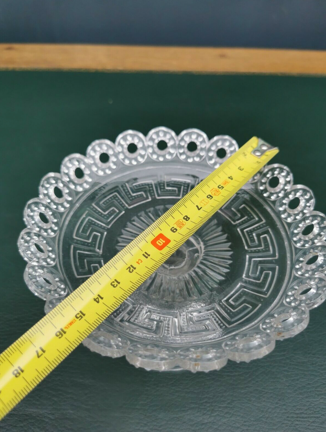 Candy cup molded glass pressed