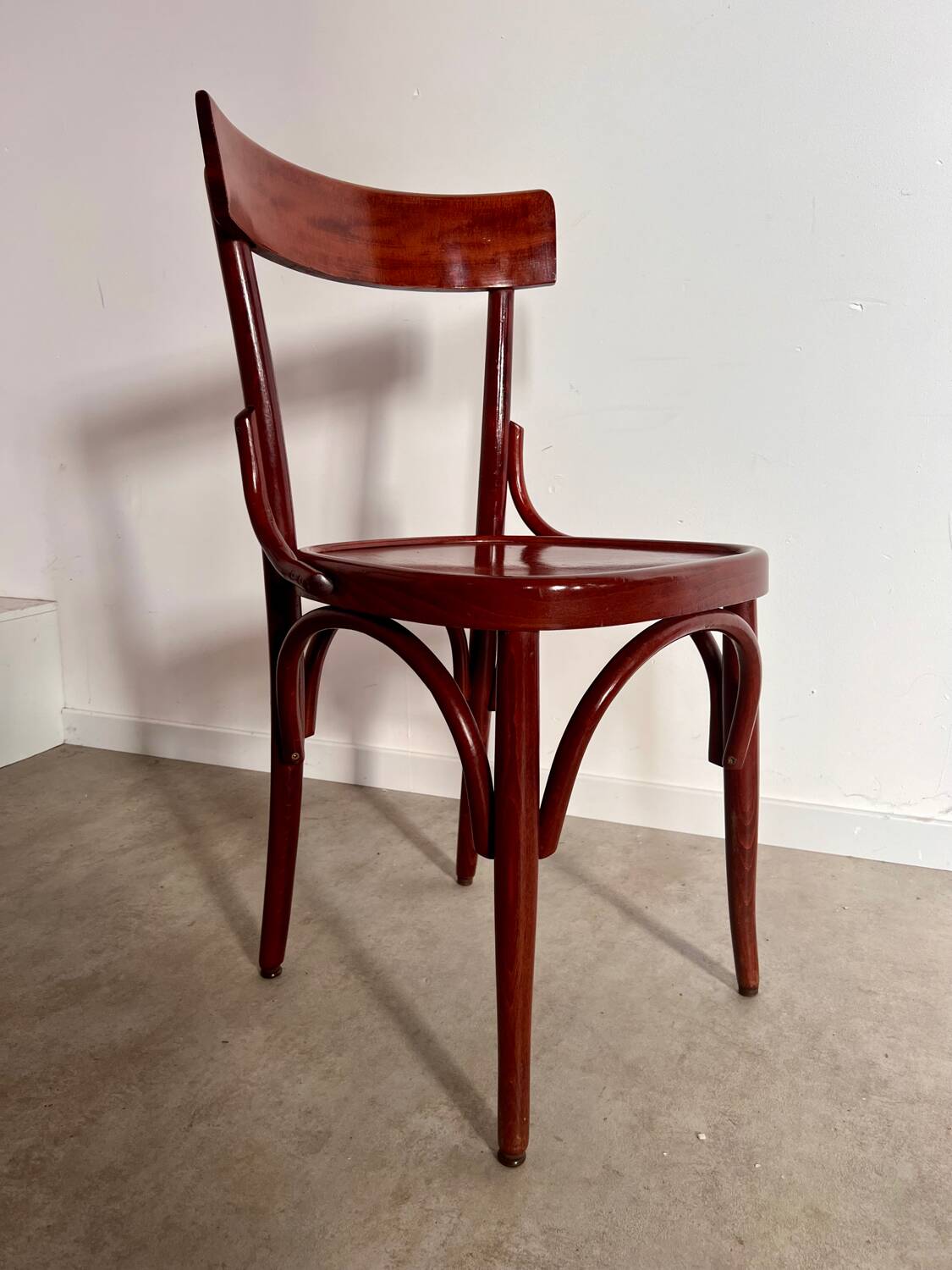 Set of 6 vintage 70s curved varnished wood bistro chairs