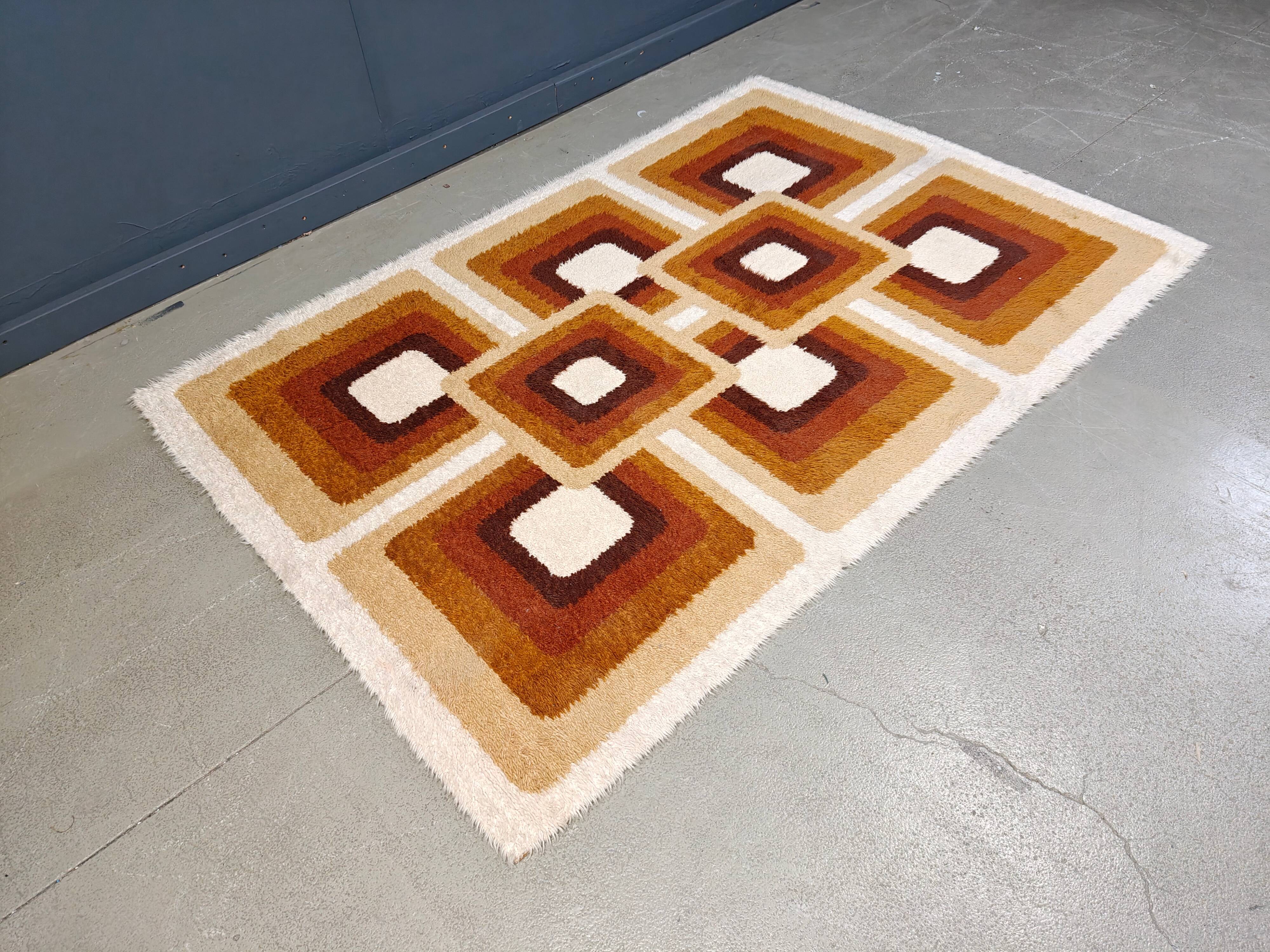 Vintage modernist rug, made in Belgium, 1970s