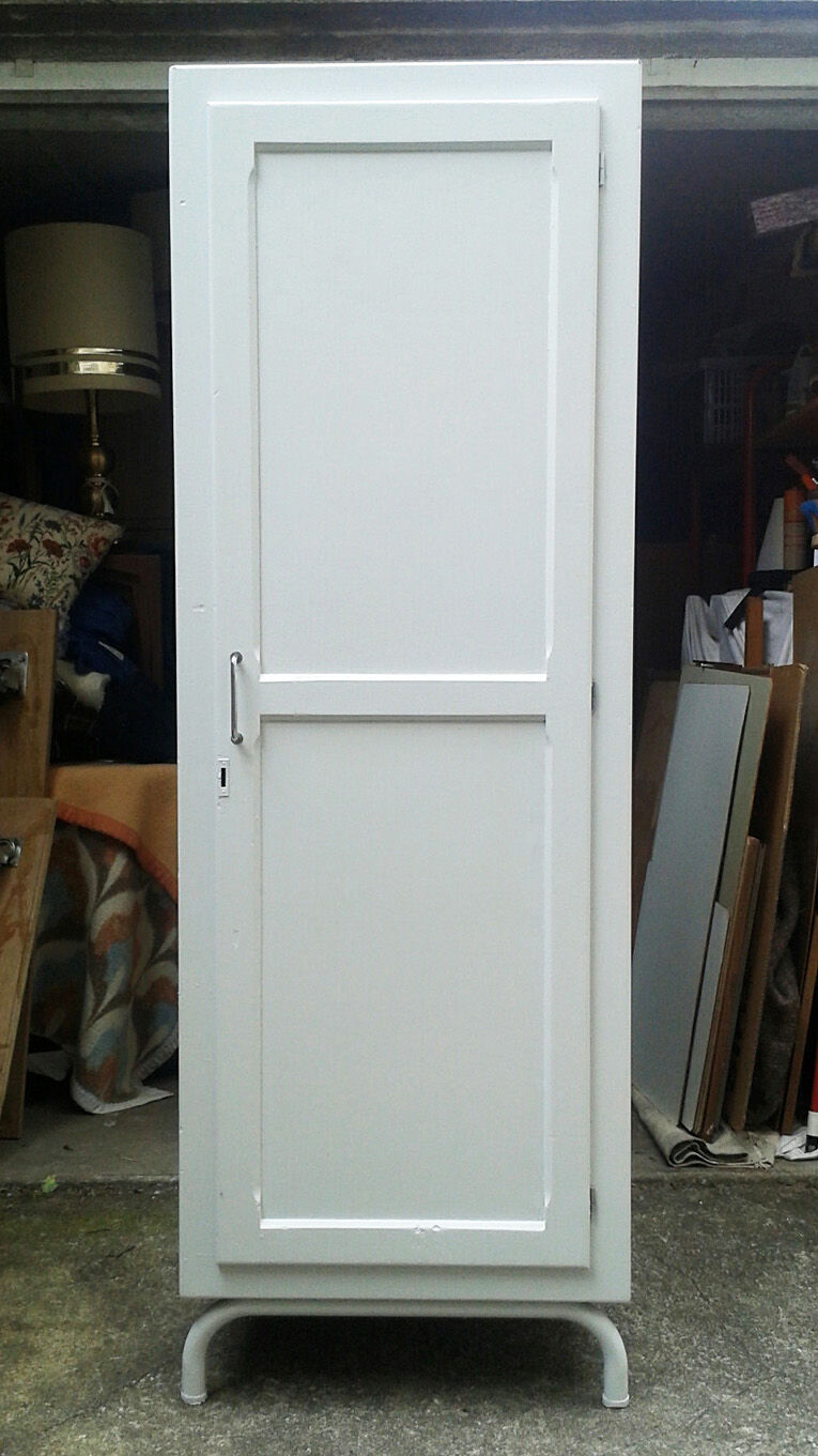 Armoire penderie internat vintage restaurée