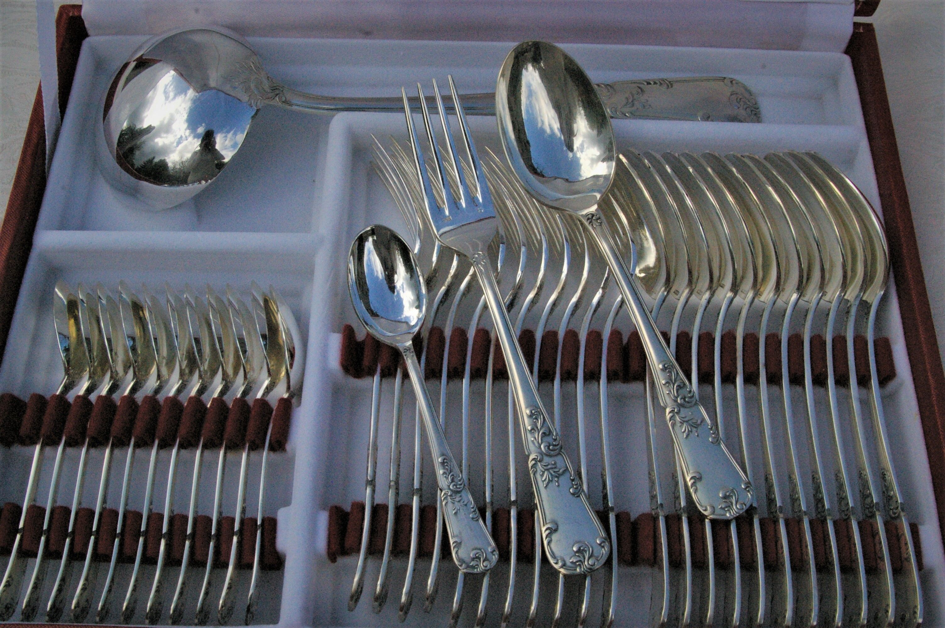 Silver metal housewife 37 pieces louis XV Marly style