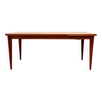 Extendable teak dining table by Niels O Møller for JL Mollers Denmark 1950s