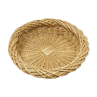 Braided wicker basket