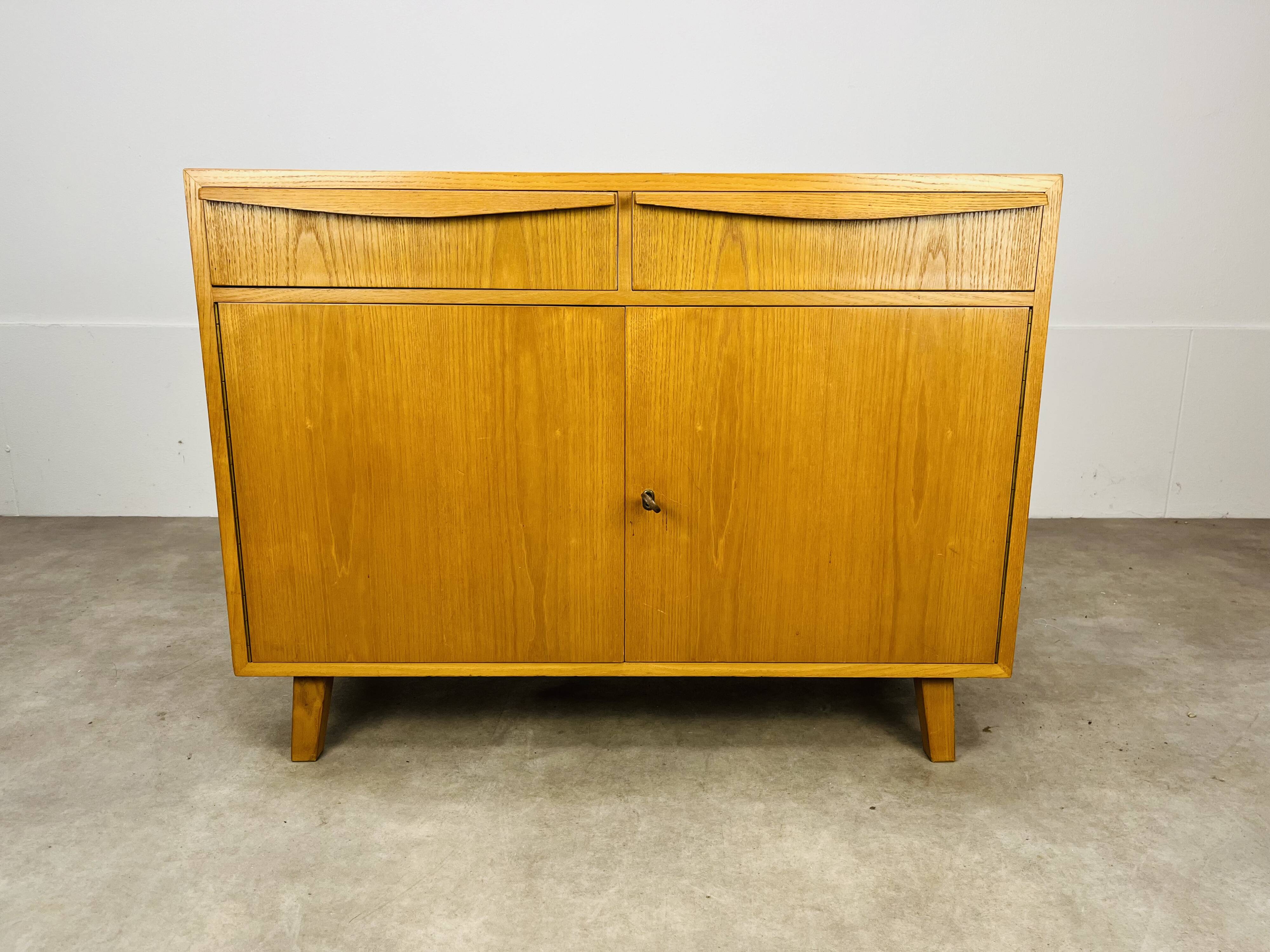 Vintage chest of drawers in Scandinavian style blond wood by Victoria Möbel Switzerland